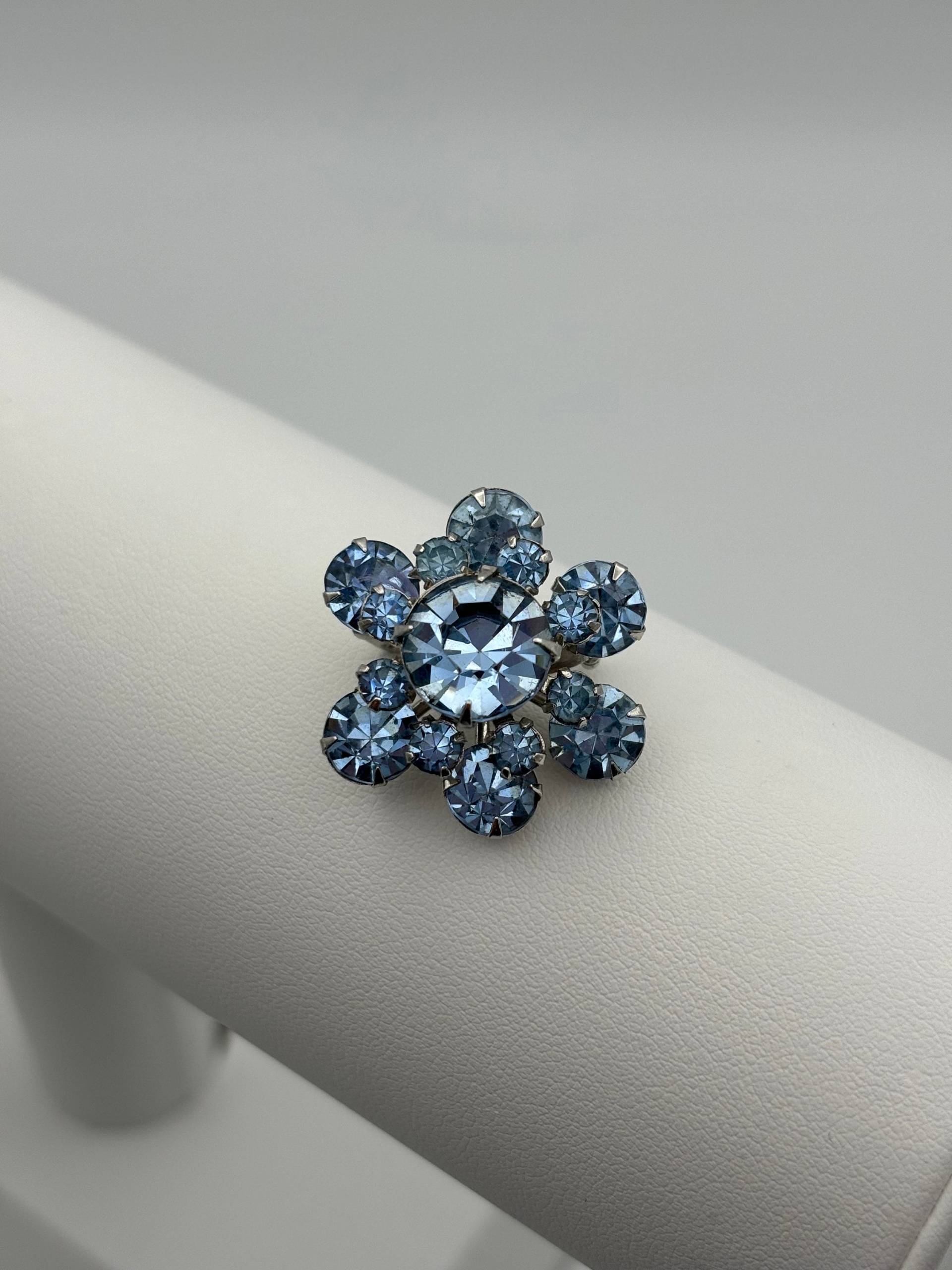 Coro, Vintage 60Er Jahre Anstecknadel, Blau Kristall Blume von JaneDreamsOfVintage