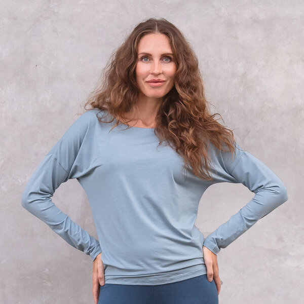 Jaya PIA - Damen - klassisch-minimalistische Longsleeve aus softem Tencel-Biobaumwol-Mix, locker geschnitten für Yoga und Freizeit von Jaya