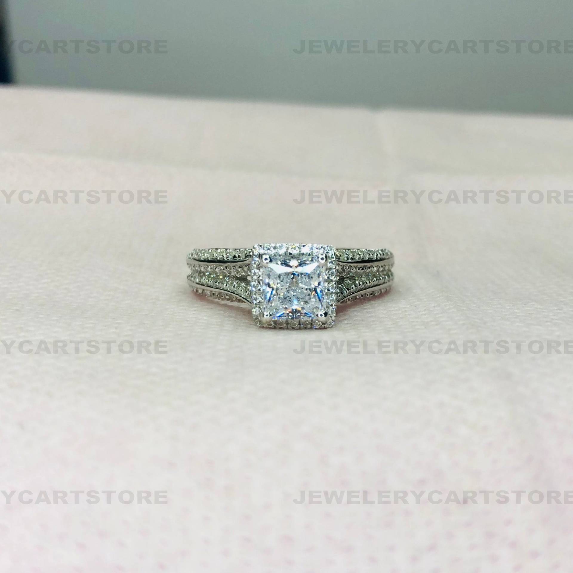 Vera Wang Love Collection Ring, Prinzessin Cut Verlobungsring, Massiver Silber Ehering, Weißgold Moissanit 7127 von JewellerycartStore