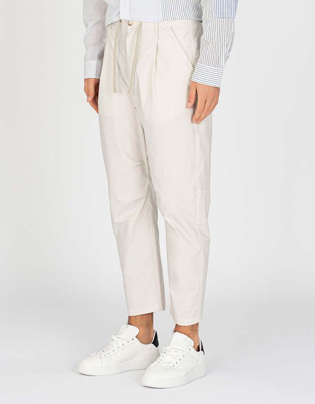 Raw Studio Off White von John Elliott