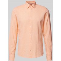 JOOP! Slim Fit Freizeithemd mit Kentkragen in Apricot, Größe 43 von Joop!