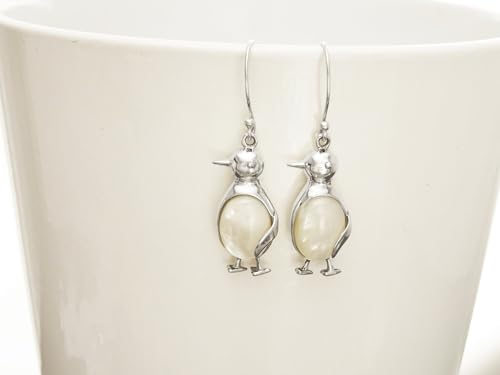 Penguin Earrings, Sterling Silver, Pingouin Bird Jewelry, White Mother of Pearl Shell, Dainty stone Animals, Auk Earrings and Pendant Set (Make your choice :: SET + Chain 60cm, Gift-Wrapping: Free) von KRAMIKE