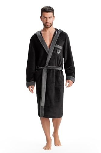 LEVERIE sportlicher und kuschelweicher Bademantel/Saunamantel für Herren mit Kapuze und modischen Kontrastnähten bzw. Saum, Schwarz/Graphit, Gr. S LEVERIE sportlicher und kuschelweicher Bademantel/Saunamantel für Herren mit Kapuze und modischen Kontrastnähten bzw. Saum, Schwarz/Graphit, Gr. S von LEVERIE