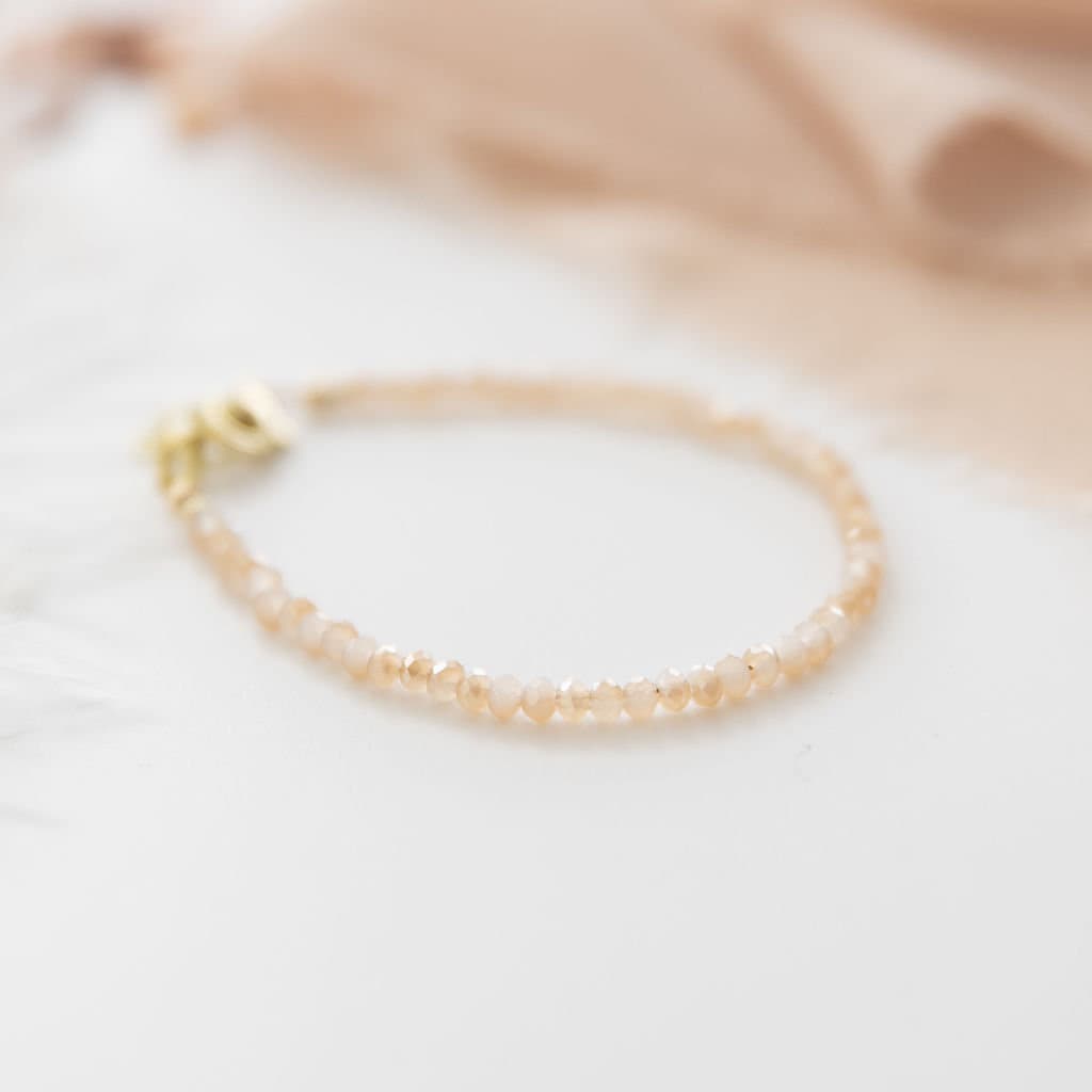 Shimmery Champagne - Kleinkind Armband - Mädchen Armband von LittleLovliesShop