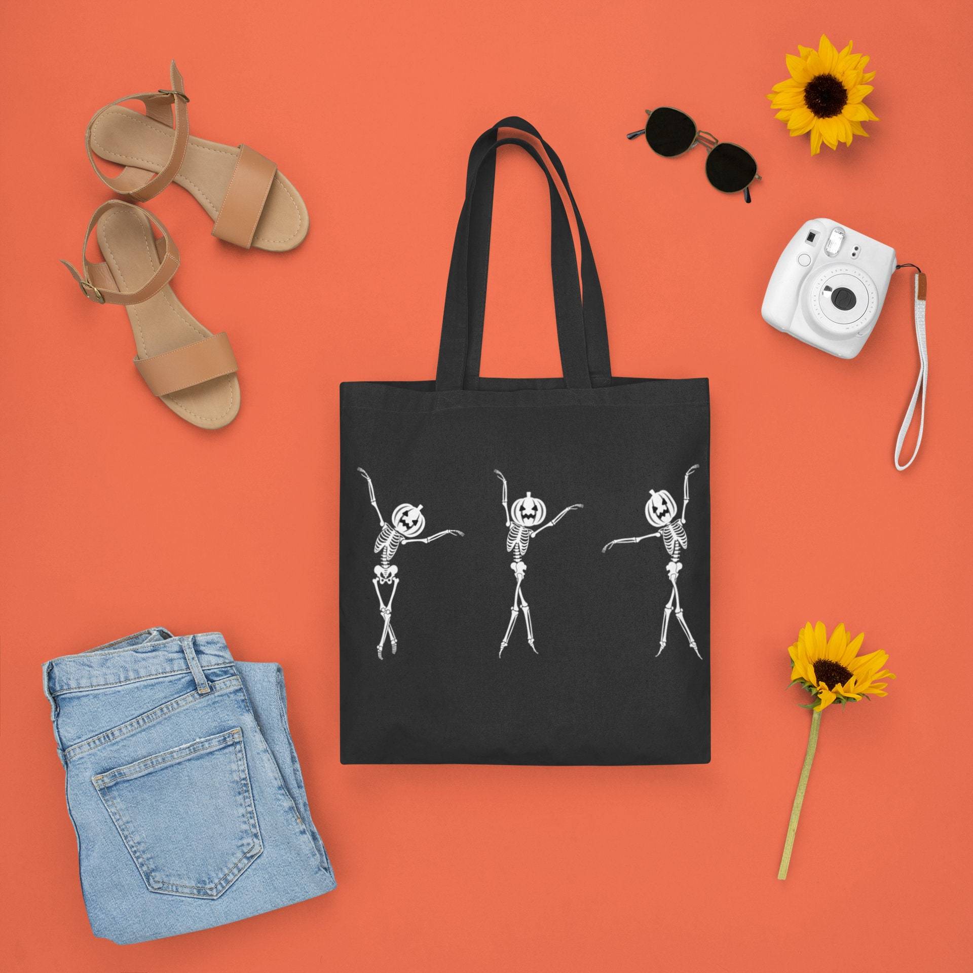 Tanzende Skeletttasche | Skeletttasche Gruselige Jahreszeitentasche Geschenk Für Halloween Jack-O-Windlicht Eco Tote Kürbistasche von LuvandSocial