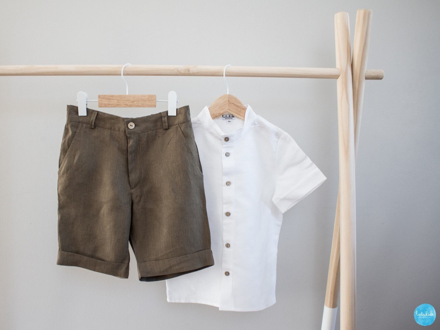 Jungen Ringträgeranzug, Hochzeitsoutfit - 2Tlg Leinen Outfit Shorts + Hemd von Lubukidz