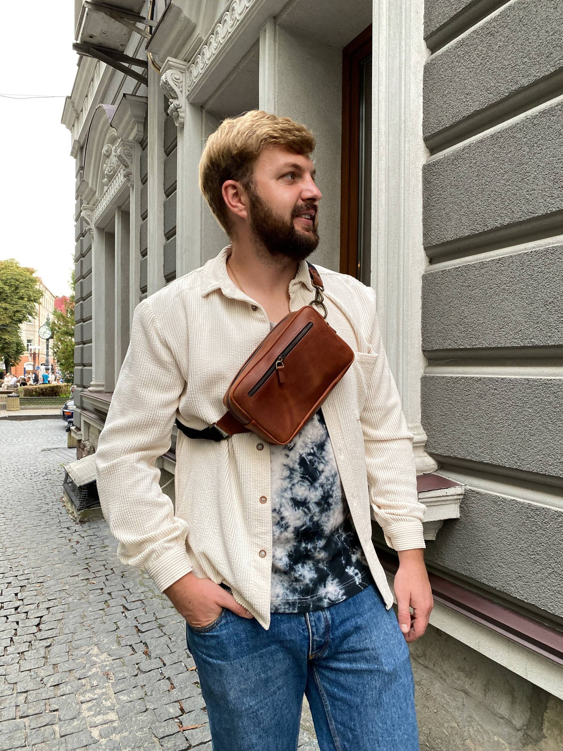 Herren Leder Hüfttasche, Herren Crossbody Tasche, Crossbody Tasche Für Mann, Weihnachtsgeschenk Mann, Leder Fanny Pack Leder, Herren Geschenk von LuckyWalletsAndBags