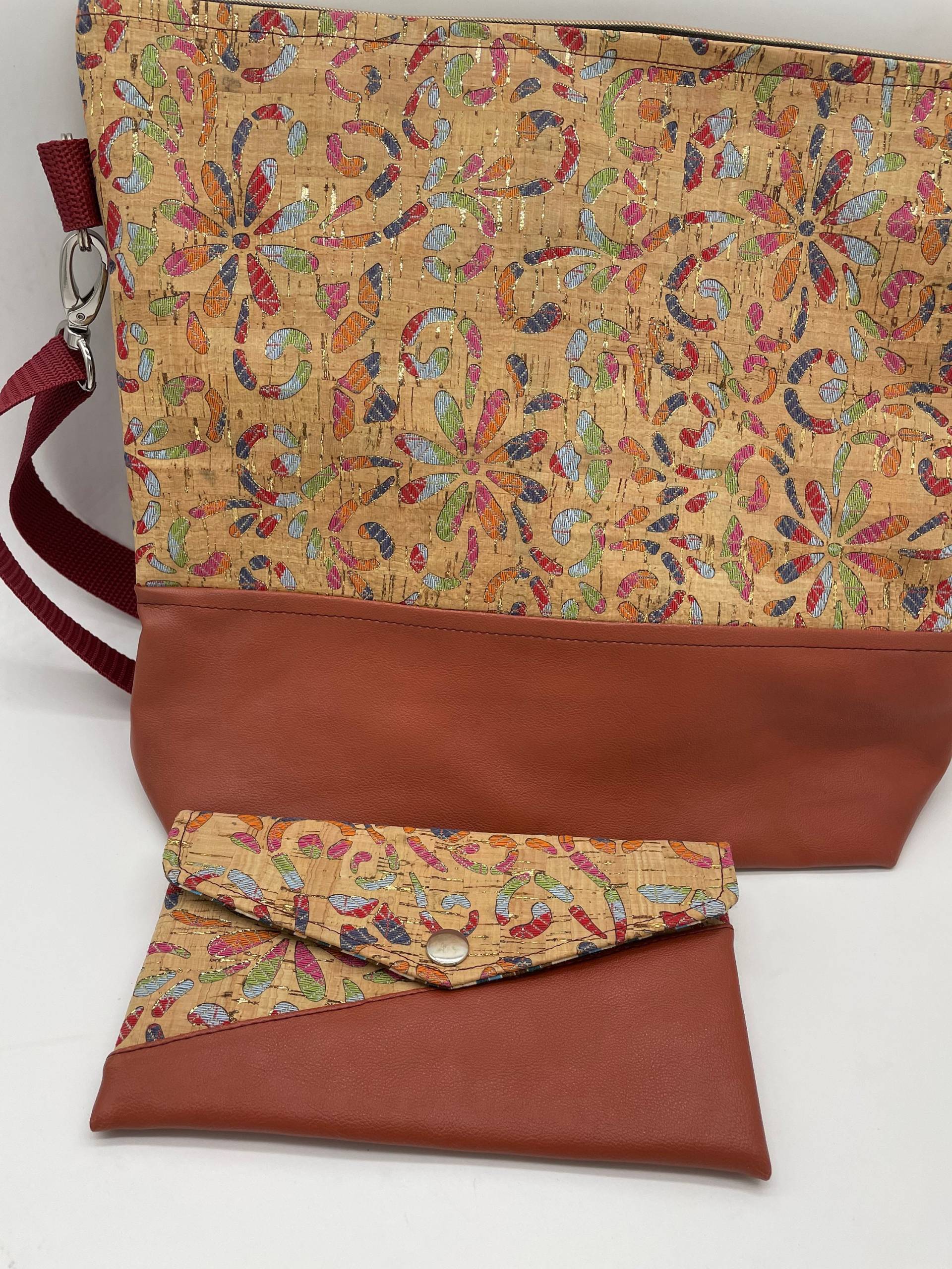 Handtasche Frühling Selbstgenäht Bunt Frisch Milow Passend Dazu Handy/Brillentasche Kuori Handtasche Frühling Selbstgenäht Bunt Frisch Milow Passend Dazu Handy/Brillentasche Kuori von MOSTROKunst