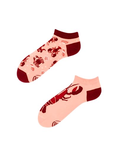 Many Mornings - Oh Crab! Low / Oh Krebs! - Mismatched Sneaker Socken - Krebs, Krabbe, Hummer (43-46) von Many Mornings