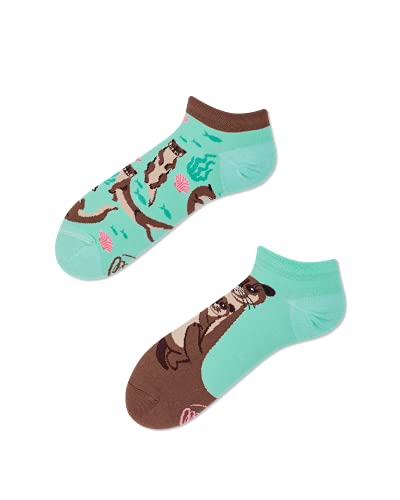 Many Mornings - Otter Stories Low - Mismatched Sneaker Socken - Otter, Wassermarder (39-42) von Many Mornings