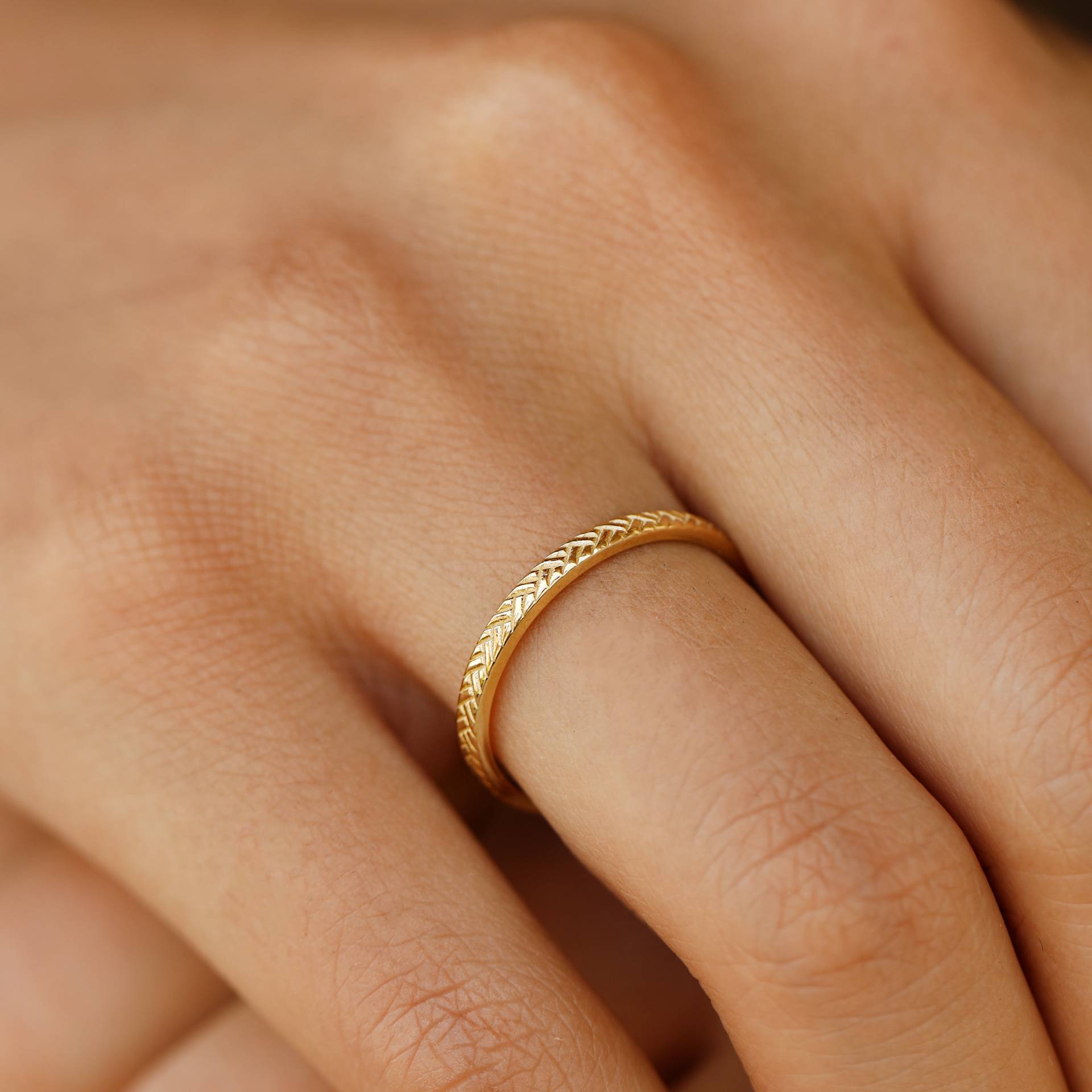 El Nido Ring, 14K Solid Gold Elegante Stapelringe Für Frauen, Versprechen Minimal Schmuck, Zarter Geschenk Frauen von Maresuijewelry