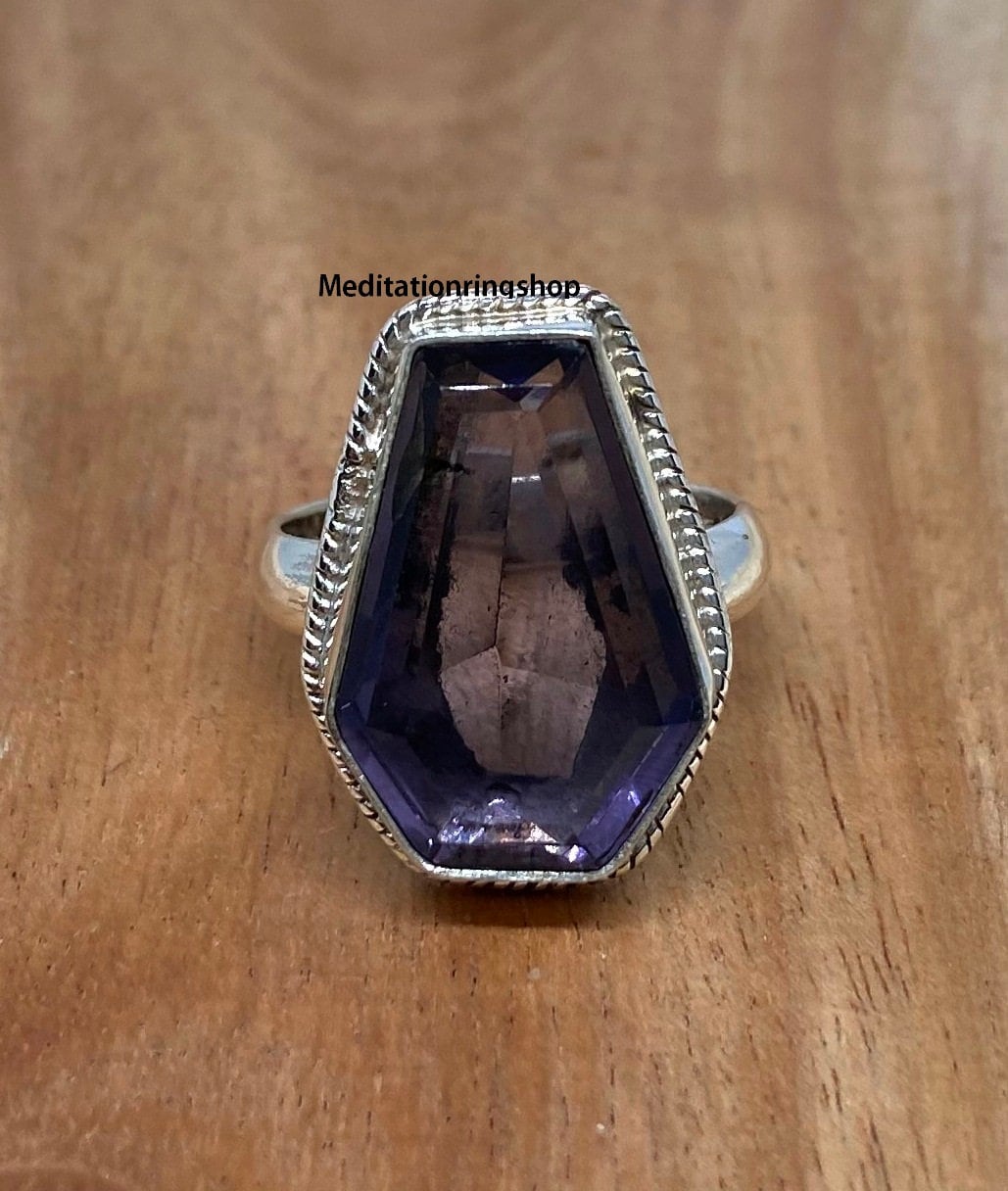 Amethyst Coffin Ring, 925 Sterling Silver Handmade Gemstone Jewelry, Women Christmas Gift For Women Amethyst Coffin Ring, 925 Sterling Silver Handmade Gemstone Jewelry, Women Christmas Gift For Women von Silverjewellery30
