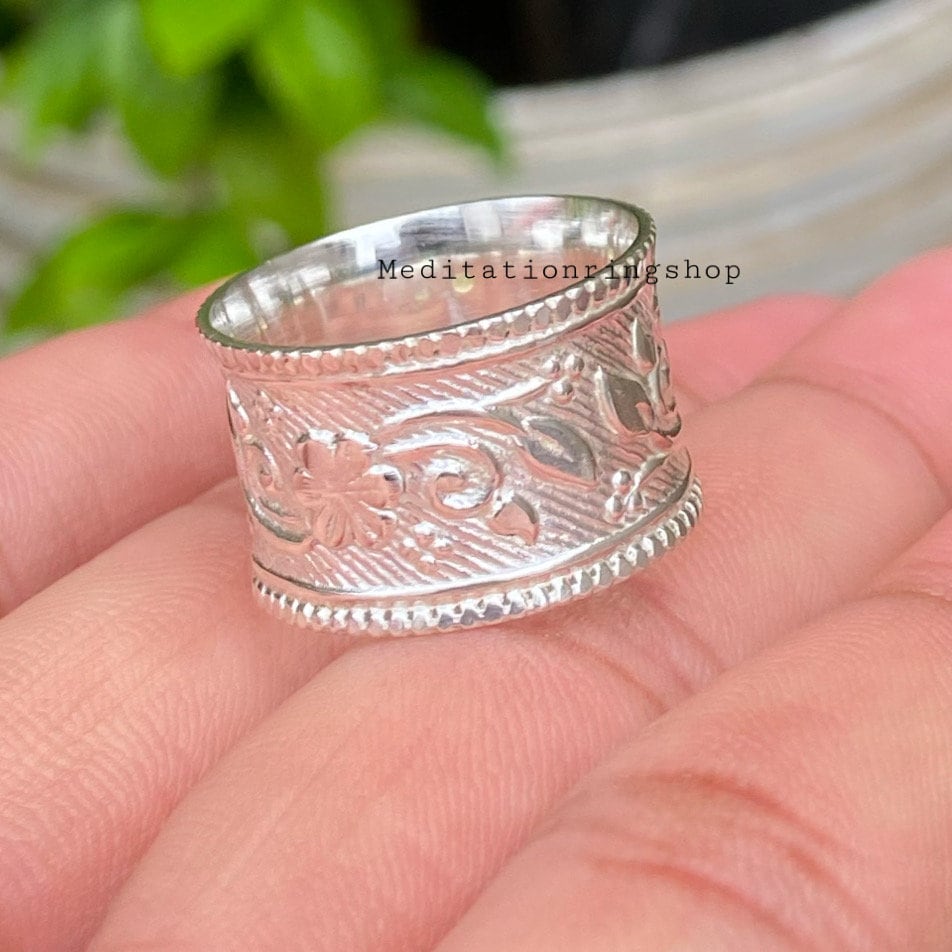 Designer Band Ring, 925 Sterling Silver Beautiful Flower Handmade Boho Gift For Christmas Designer Band Ring, 925 Sterling Silver Beautiful Flower Handmade Boho Gift For Christmas von Silverjewellery30