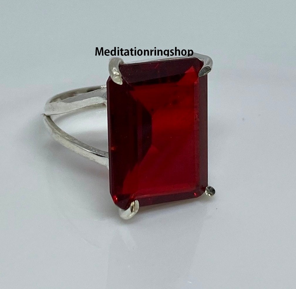 Natural Red Garnet Ring , Handmade Silver Ring, 925 Sterling , Red Gemstone, Women Jewelry, Christmas Gift, Birthday Natural Red Garnet Ring , Handmade Silver Ring, 925 Sterling , Red Gemstone, Women Jewelry, Christmas Gift, Birthday von Silverjewellery30
