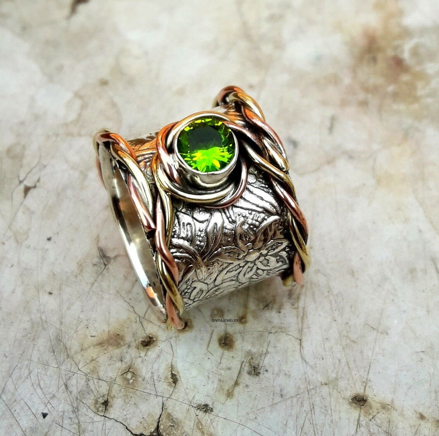 Peridot Band Ring, 925 Sterling Silver, Handmade Gemstone Jewelry, Gift For Christmas, Designer Women Promise Peridot Band Ring, 925 Sterling Silver, Handmade Gemstone Jewelry, Gift For Christmas, Designer Women Promise von Silverjewellery30