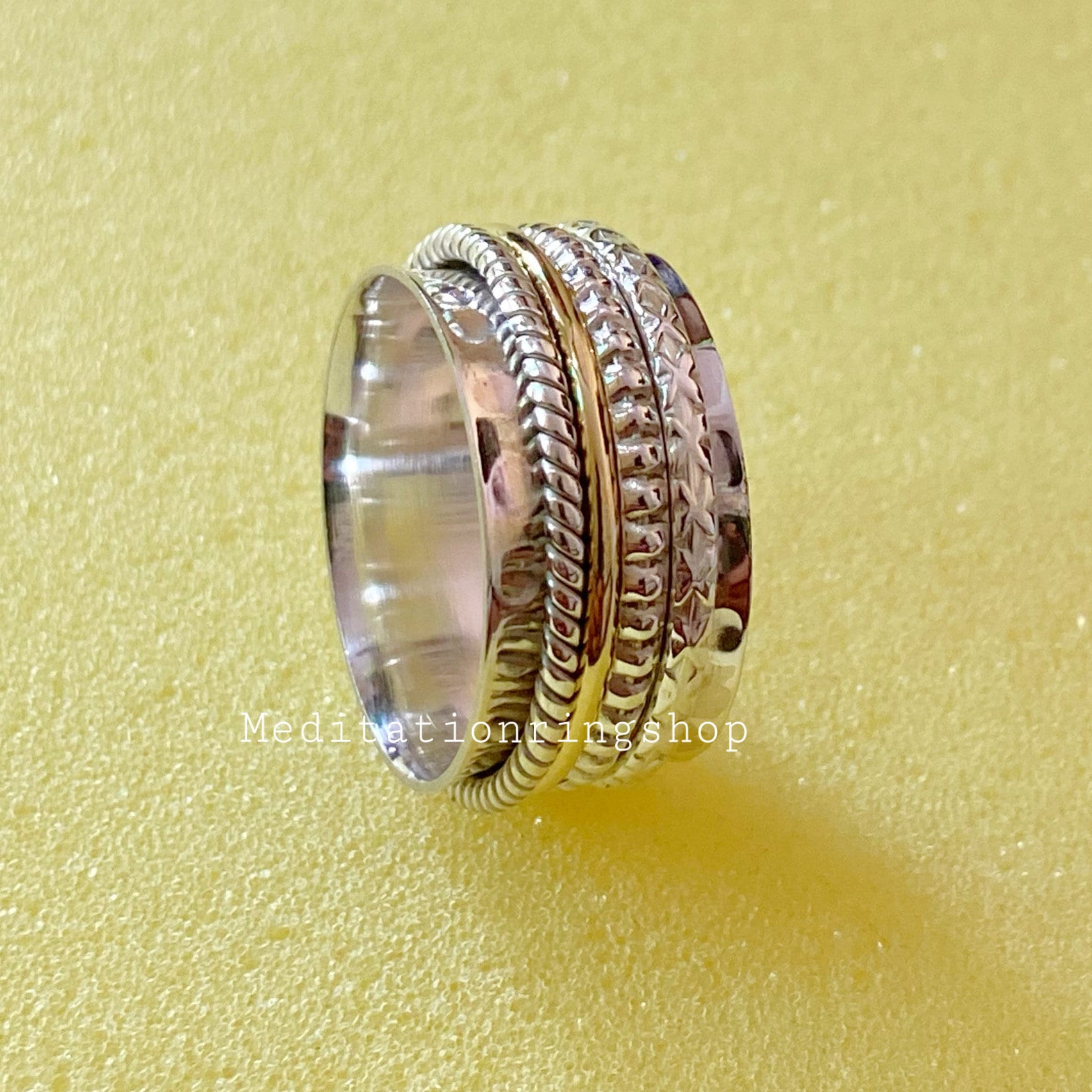 Natural Silver & Brass Copper Spinner Band Ring, Hammered 925 Sterling Silver, Four Tone Handmade Christmas Jewelry, Gift Her Natural Silver & Brass Copper Spinner Band Ring, Hammered 925 Sterling Silver, Four Tone Handmade Christmas Jewelry, Gift Her von Silverjewellery30
