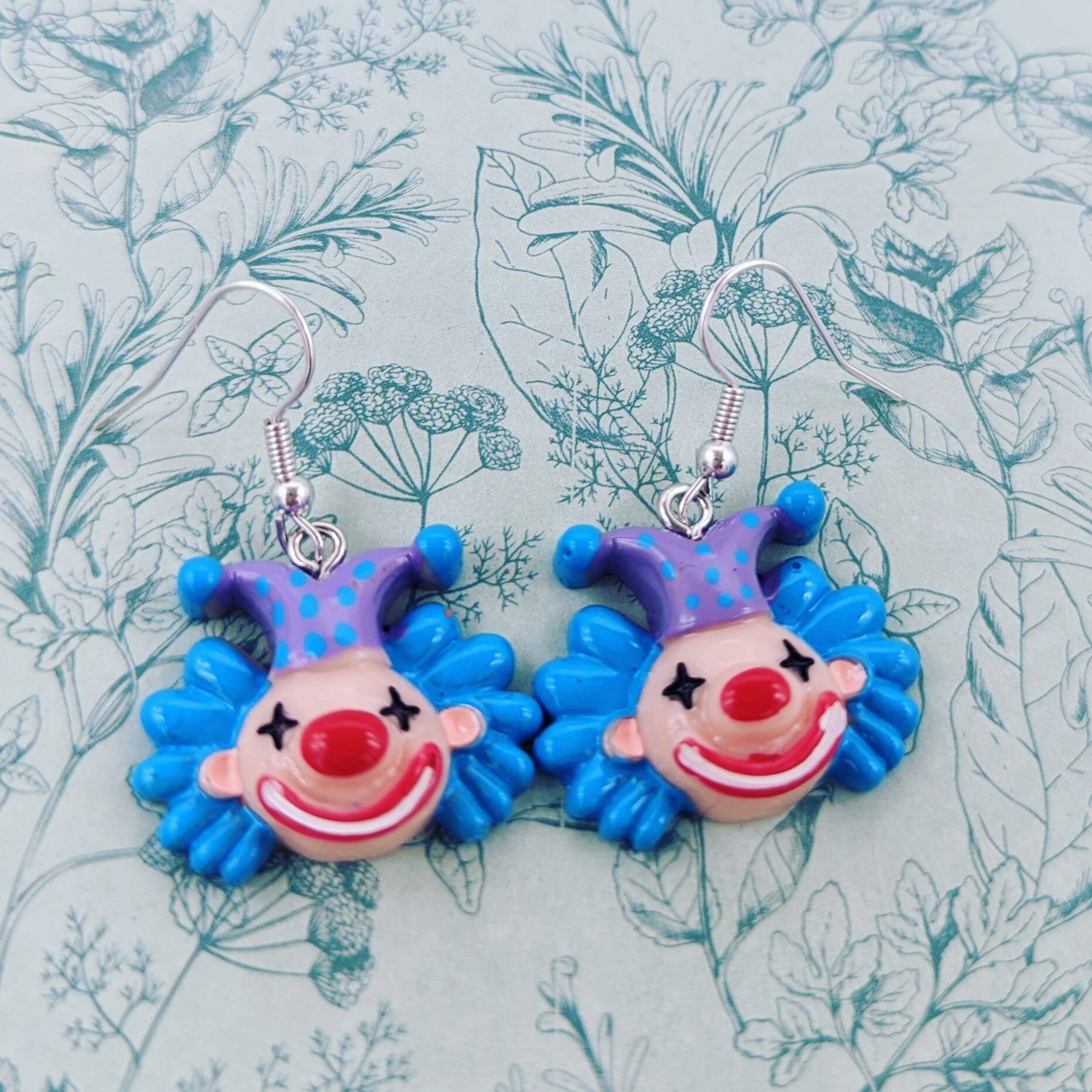 Clown Ohrringe, Schmuck, Liebhaber Geschenke, Kinder Party Clown, Inspiriert, Schule Kawaii Entertainer von Melspridejewellery