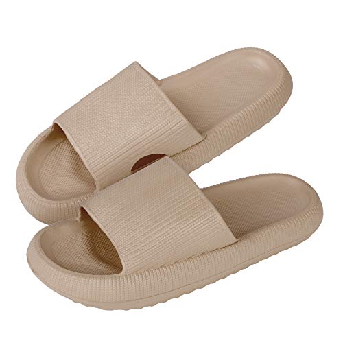 Menore Badelatschen für Damen Herren Badeschlappen Hausschuhe Schnell trocknende Rutschfeste Pantoffeln Wolkenschuhe Sommer Cozy Slippers Dusche Strand Pool von Menore