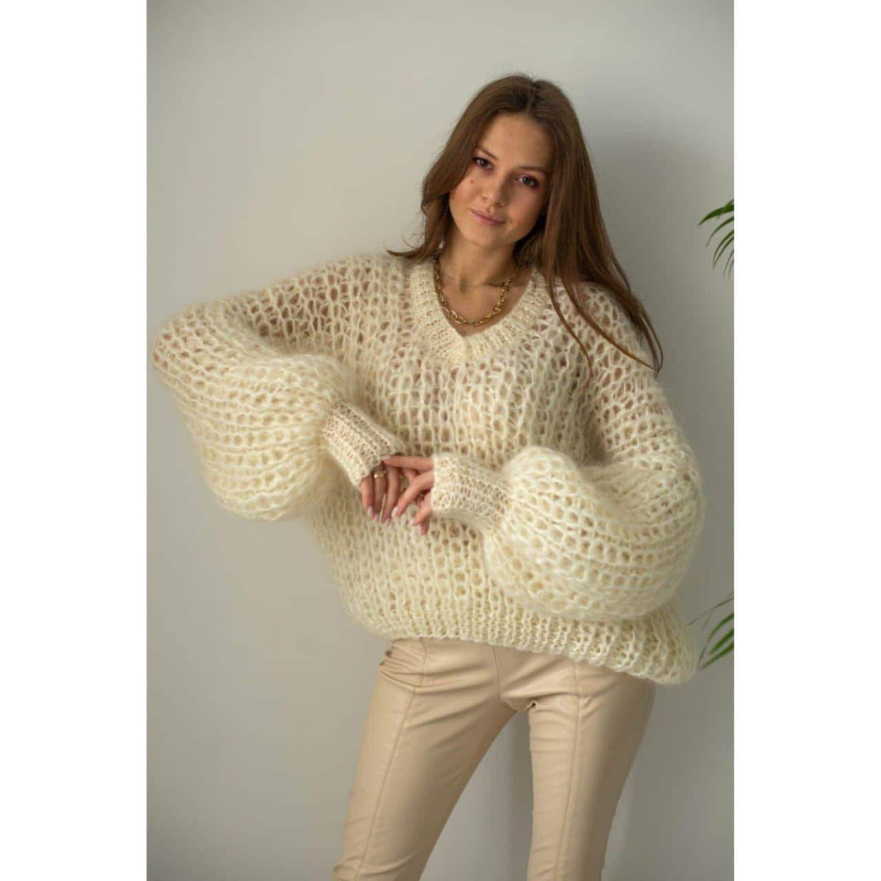 Grobstrick Pullover, Oversized Strickpullover, Zopfmuster Cropped Pullover Weste, Handgemachter Damen - Mutter Tochter Geschenk von MilaFrolovaDesigns