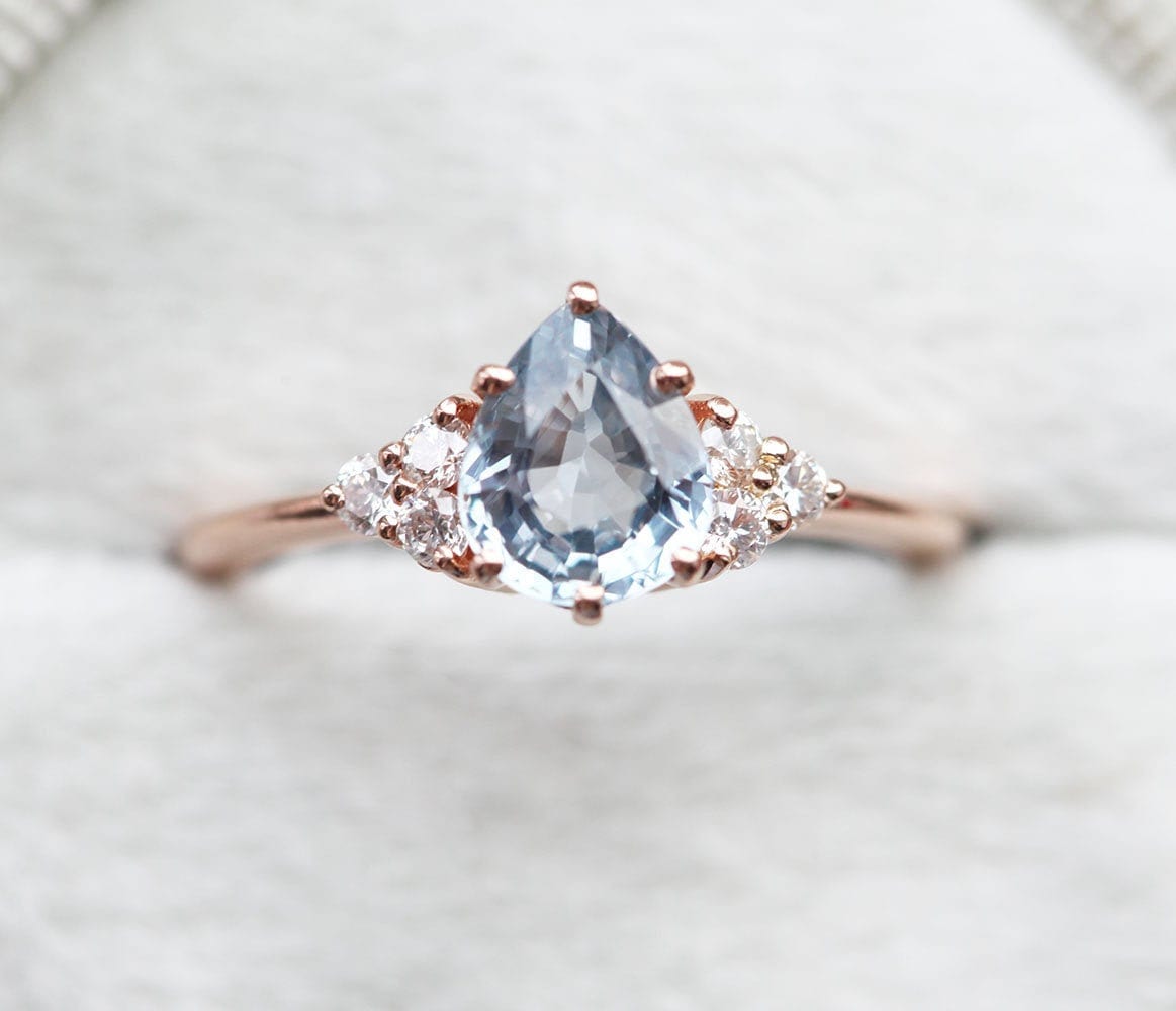 Birne Saphir Diamant Verlobungsring, Cluster Ring, Blauer Verlobungsring von MinimalVS