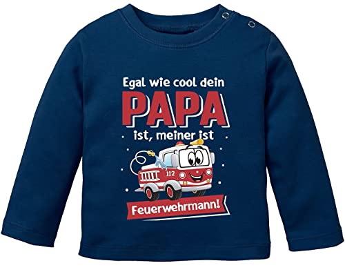 MoonWorks® Baby Langarm-Shirt Egal wie cool deinen Papa ist, meiner ist Feuerwehrmann Babyshirt Feuerwehr Auto Jungen Mädchen Navy 80/86 (10-15 Monate) von MoonWorks