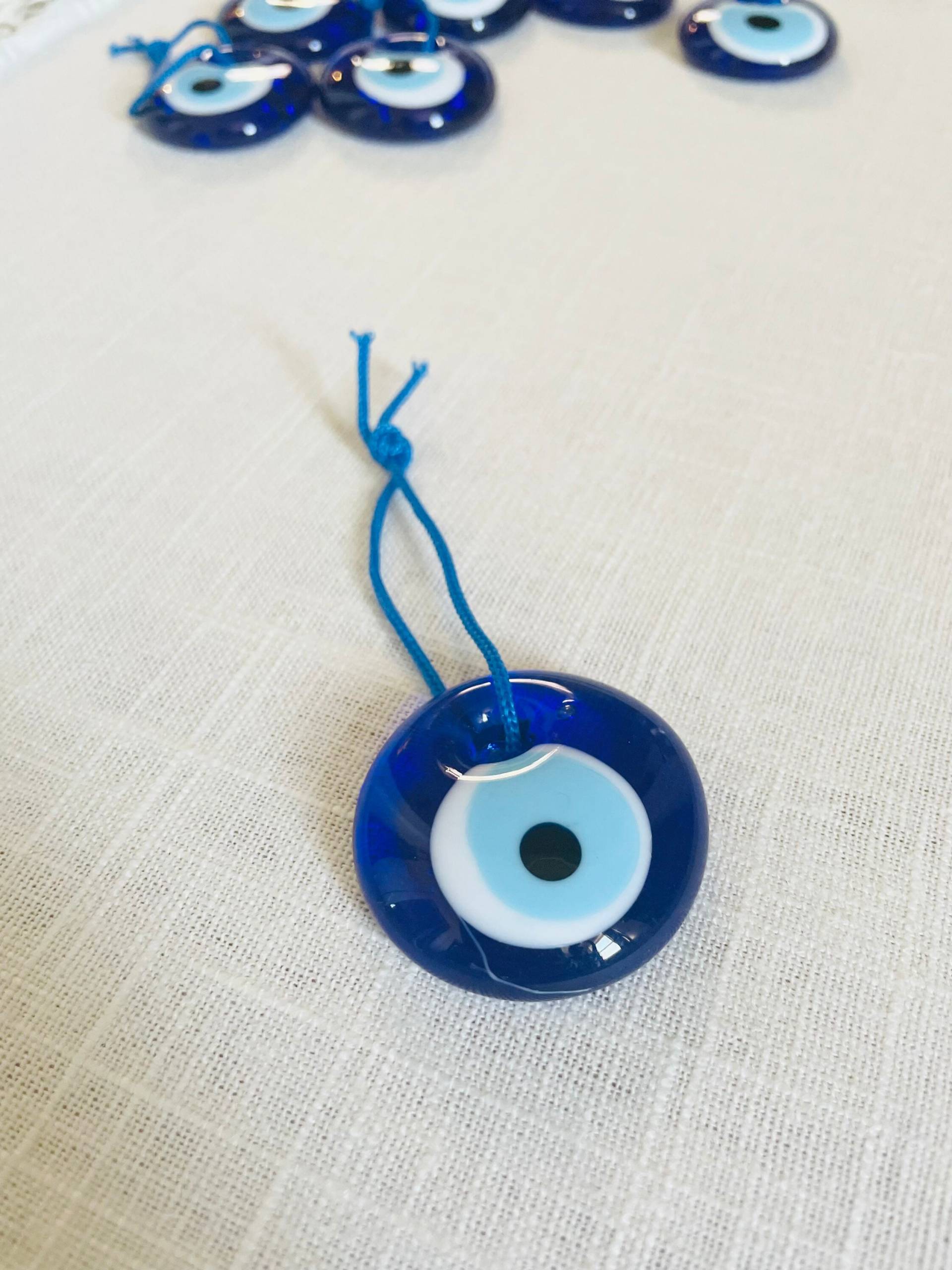 Glas Evil Eye Anhänger Wandbehang Glas Evil Eye Anhänger Wandbehang von MoonandSeaJewelry