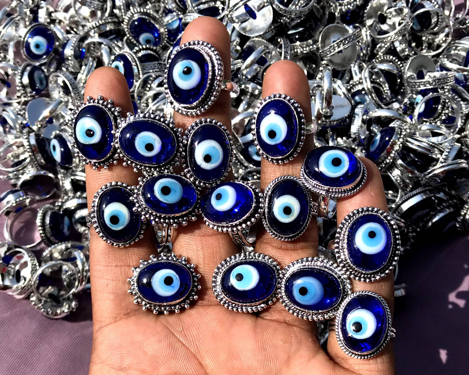 Frauen Evil Eye Kristall Ringe, Silber Overlay Handgemachte Edelstein Ring, Boho Hippie Birthstone Ring Schmuck von NEWCELLECTION