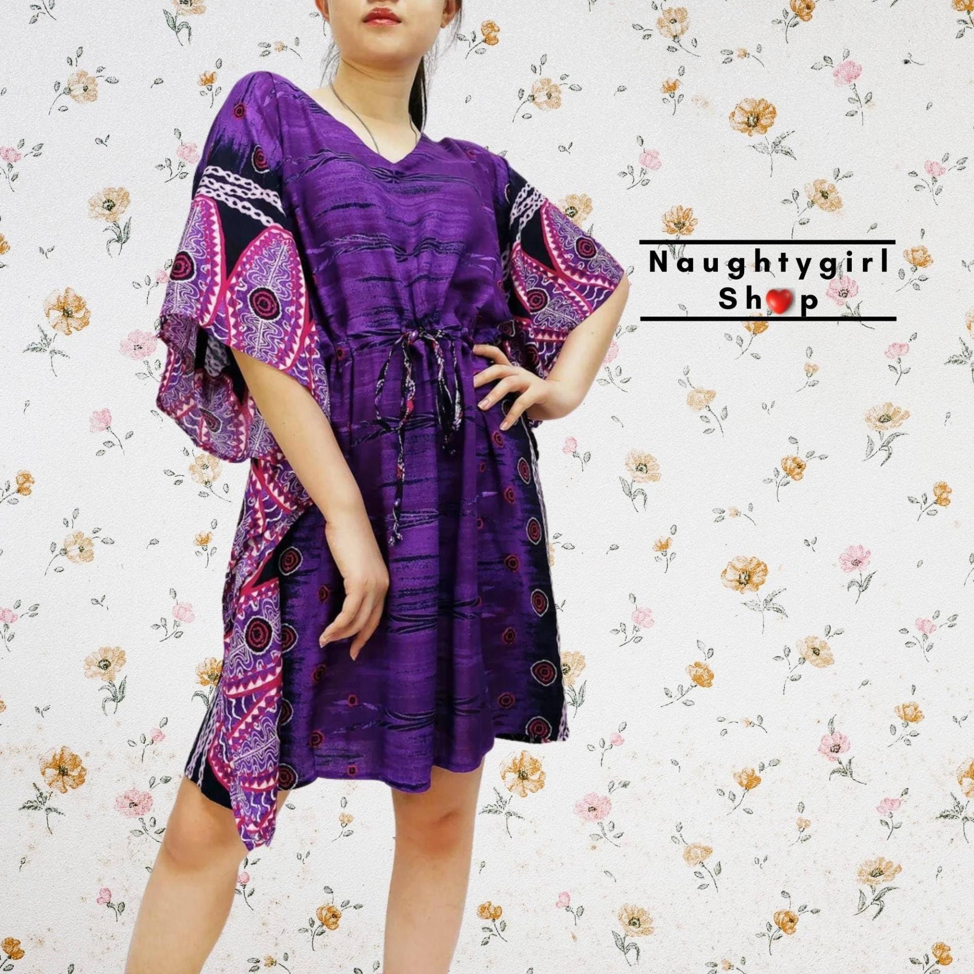 Violet Rayon Kaftan, Strandkaftan, Übergröße V-Ausschnitt Kurzes Kleid, Minikleid, Tunika Strand Abdeckung, Gedruckt Wrap Boho Kleidung, Lila Kps44 von NaughtyGirlShop