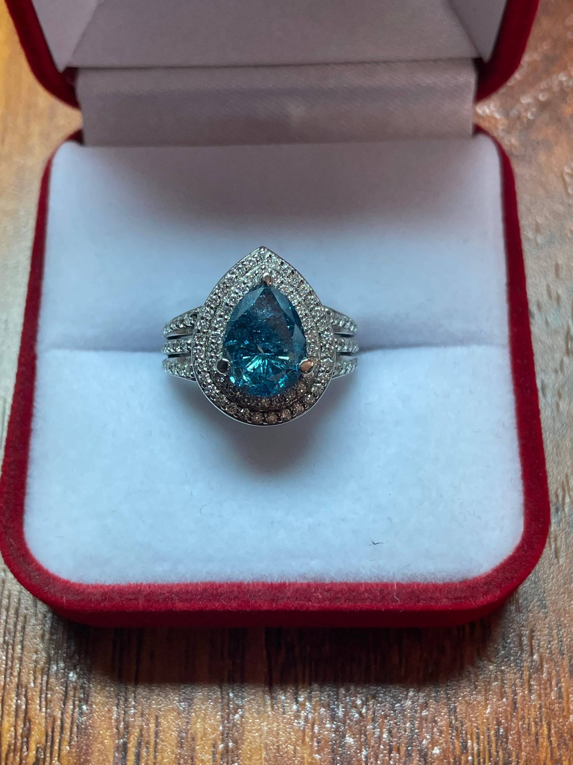 Echter 3, 50 Cttw Blauer Diamant Und Weißer 14K Weißgold Ring von NiceGiftForYou