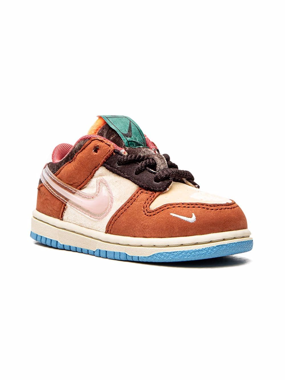 Nike Kids x Social Status Dunk Mid Chocolate Milk Sneakers - Rosa von Nike Kids