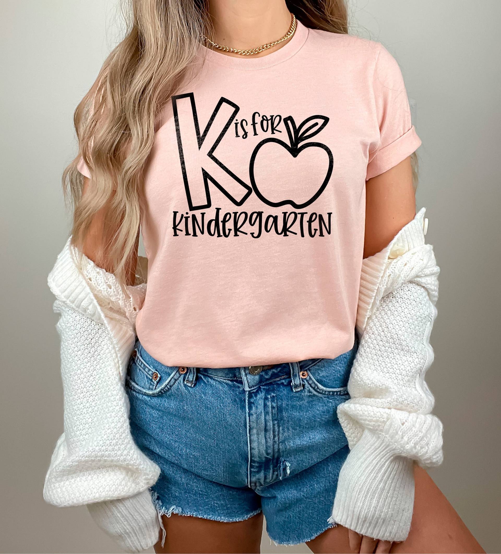 Kinder Lehrer Shirt, K Ist Für Kindergarten, Kindergarten T-Shirt, Mädchen Shirts, Wertschätzung Geschenk von OJEYAPPAREL