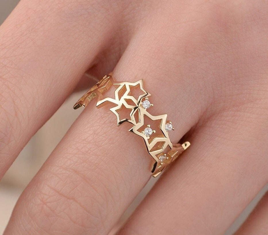 Gold Stern Ring, 14K Solid Open Star, Multi Zierlich, Eternity, Celestiel Geschenk Für Sie, Ring Frauen, Weihnachtsgeschenk von OnsevaFineJewelry