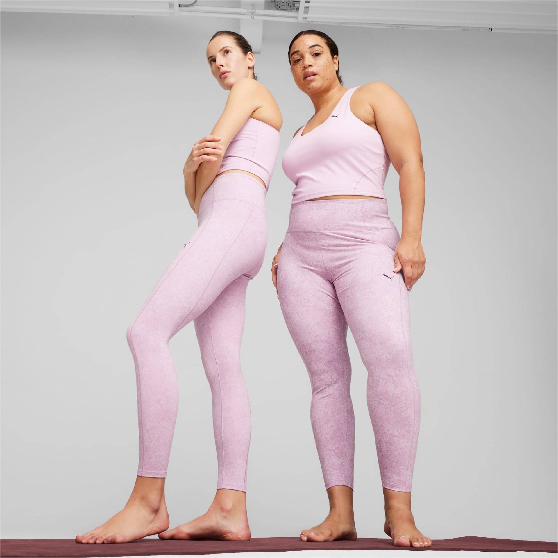 PUMA STUDIO FOUNDATION Trainings-Leggings Damen, Lila, Größe: XS, Kleidung von PUMA