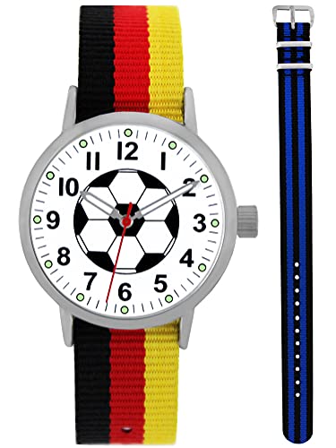 Pacific Time Kinder Armbanduhr Jungen Fußball Zeiger leuchten im Dunkeln 2 Wechsel Textilarmband Deutschland und schwarz blau Analog Quarz 87029 von Pacific Time