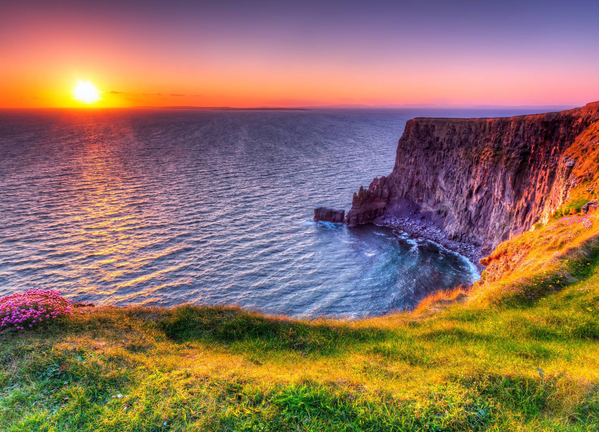 Papermoon Fototapete "Sunset at Moher Cliffs" von Papermoon