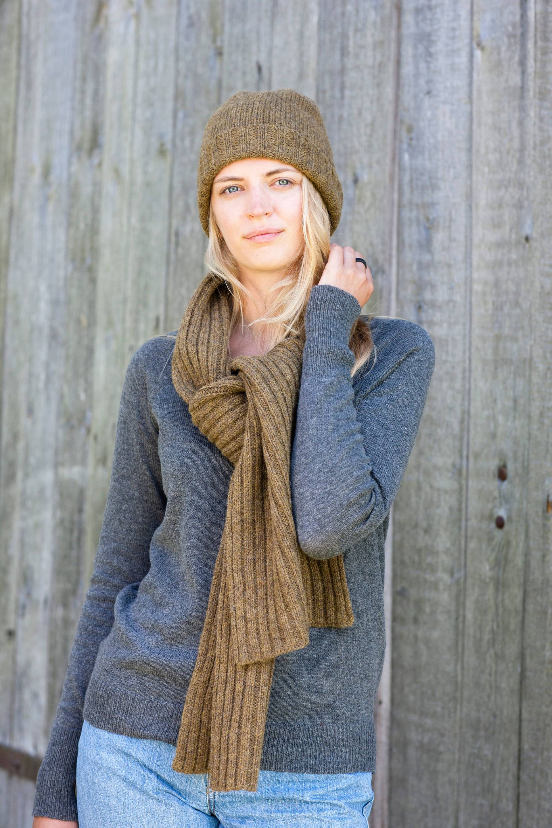 Unisex Wolle Beanie, Dicke Wolle Wintermütze, Gestrickte Wintermütze in Bronze, Bio Wollmütze, Mütze, Winterbekleidung Unisex Wolle Beanie, Dicke Wolle Wintermütze, Gestrickte Wintermütze in Bronze, Bio Wollmütze, Mütze, Winterbekleidung von PappusStore