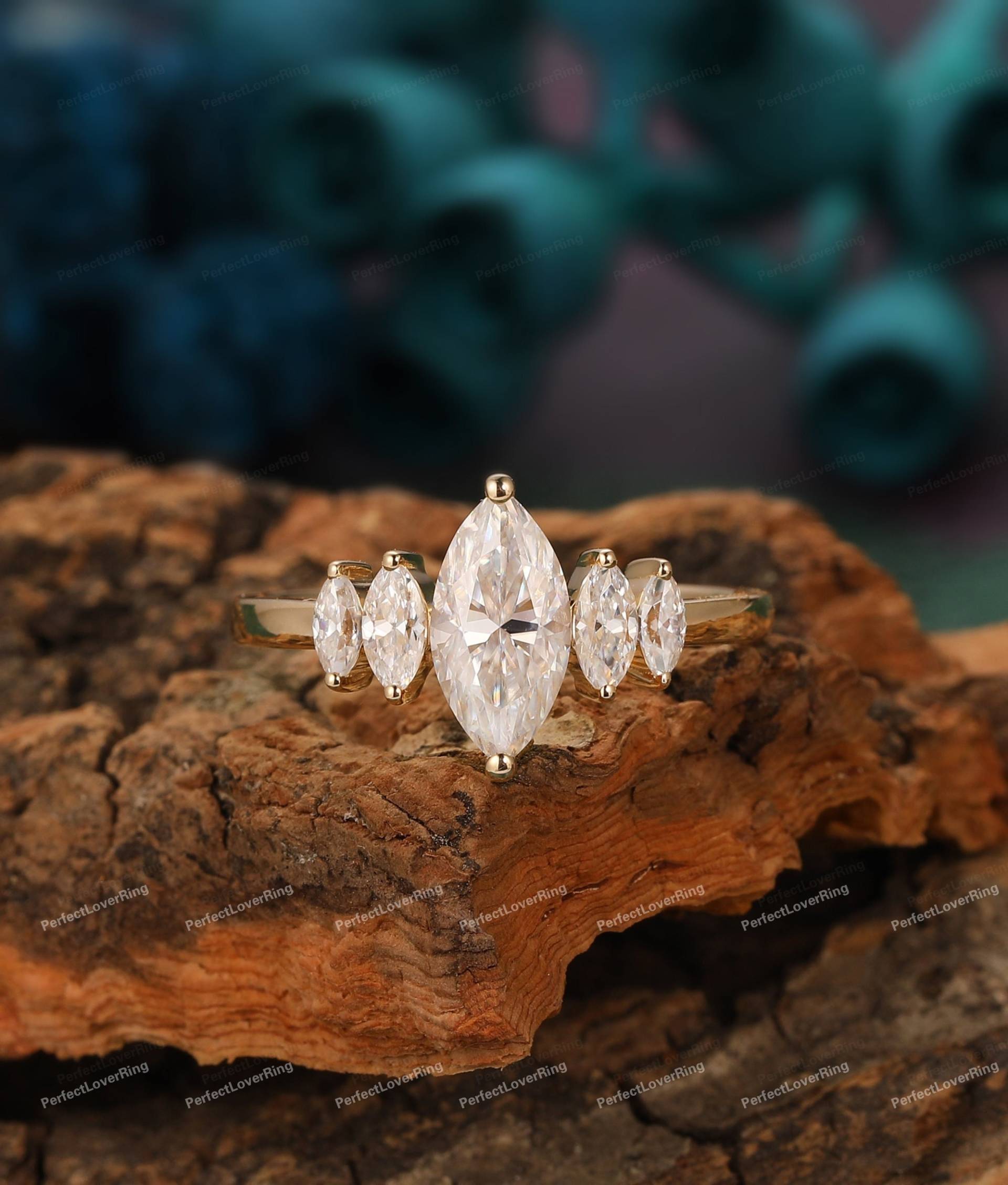 Vintage Moissanite Ring/10x5mm Marquise Cut Verlobungsring Cluster Jubiläumsring Für Frauen 14K Solid Gold von PerfectLoverRing