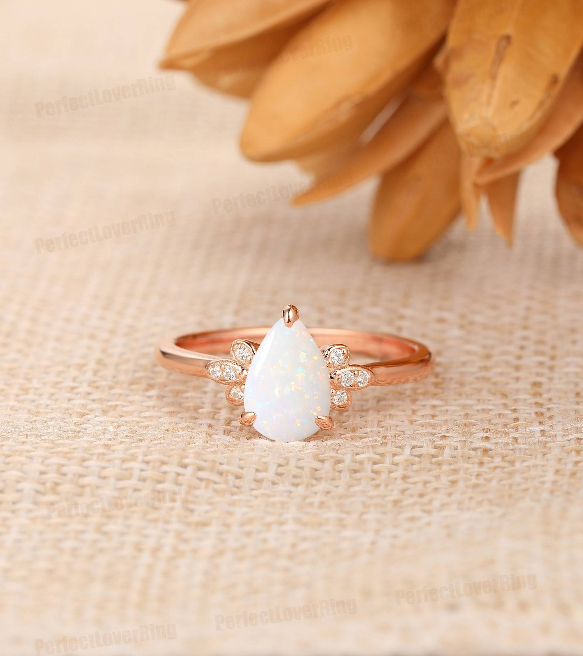 Zarter Edelstein Ring/Pear Cut 6x8mm Natürlicher Weißer Opal Verlobungsring Wassertropfen Form Versprechen Für Frauen 14K Rose Gold von PerfectLoverRing