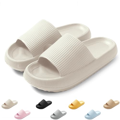 QJJQ Badeschuhe Herren Damen Cozislides Original Slippers Wolke Schlappen Super Weich Rutschfest Badelatschen Hausschuhe Sommer Pantoletten Badeschlappen Flip Flops,Beige, 40-41 EU von QJJQ