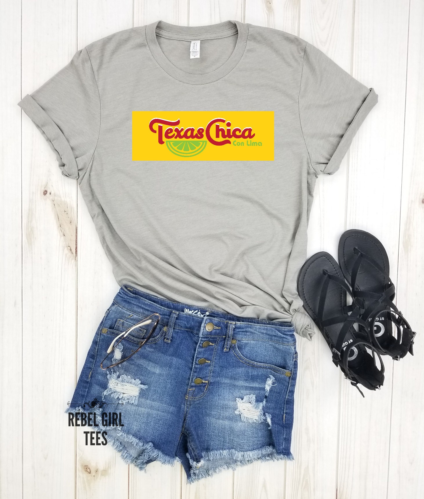 Texas Chica - Con Limon, Shirt, Tx Shirt Für Frauen, Süße Südliche Mädchen T-Shirts, Topo Chico, Ich Liebe Texas, Pride von RebelGirlTees