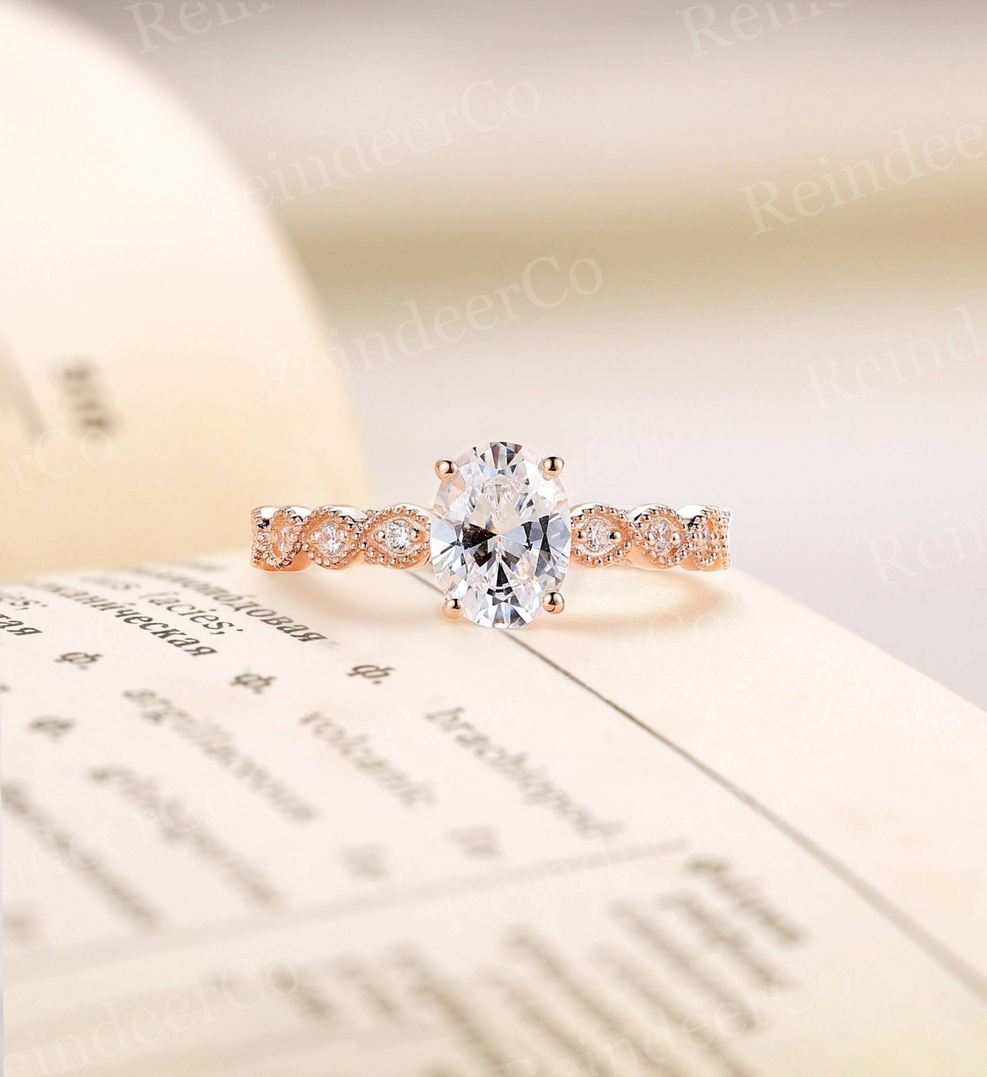 Vintage Ovalschliff Moissanit Verlobungsring Art Deco Roségold Ring Hochzeitstag Einzigartige Milgrain Versprechensring Brautring von ReindeerHub