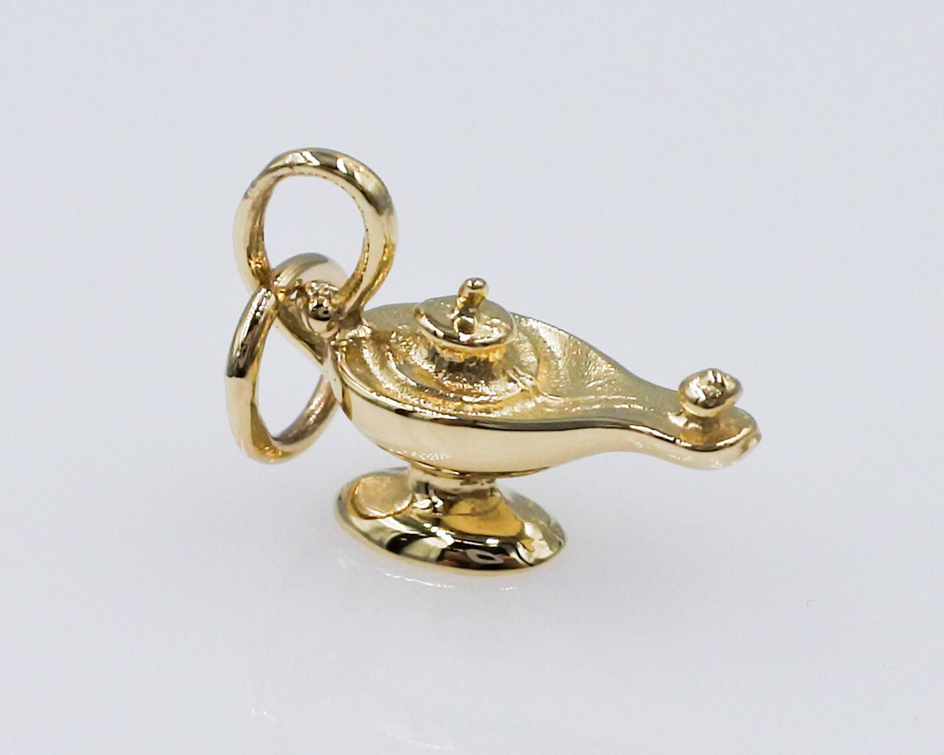 Massiv 9 Karat Gold Genie Lampe Charm Anhänger von SJCoJewellers