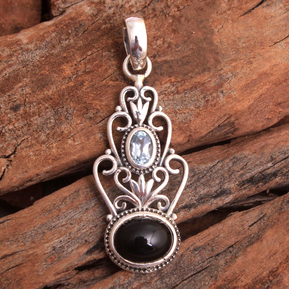 Schwarzer Onyx Blautopas Edelstein Anhänger 925 Sterling Silber Handmade Designer Frauen Schmuck von STARSILVERUSA