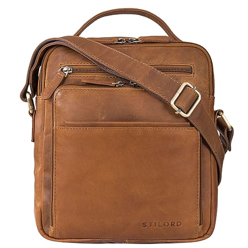 STILORD 'Ivan' Männerhandtasche Leder Messenger Bag Herren Tasche zum Umhängen Echtleder Schultertasche mit Henkel Kompakt, Farbe:Cognac - braun von STILORD