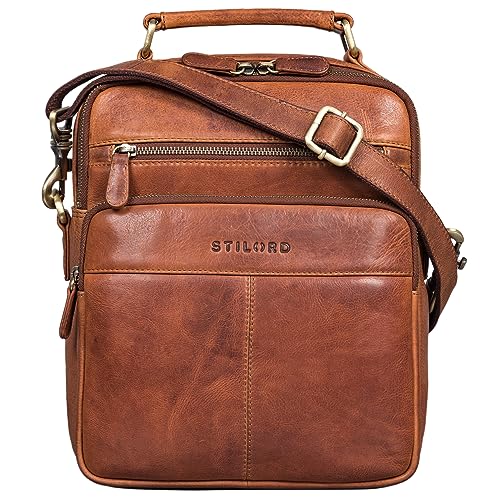 STILORD 'Joe' Modische Herrentasche zum Umhängen aus Leder Schultertasche Männer Umhängetasche Echtleder Studenten Tasche, Farbe:Kara - Cognac von STILORD