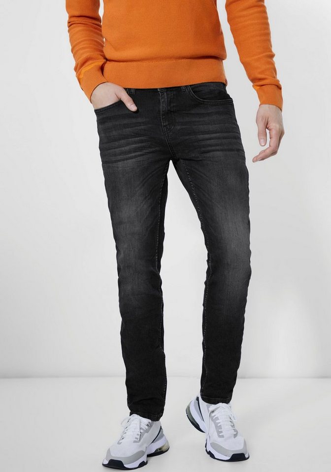 STREET ONE MEN Regular-fit-Jeans mit einer dunkleren Waschung von STREET ONE MEN