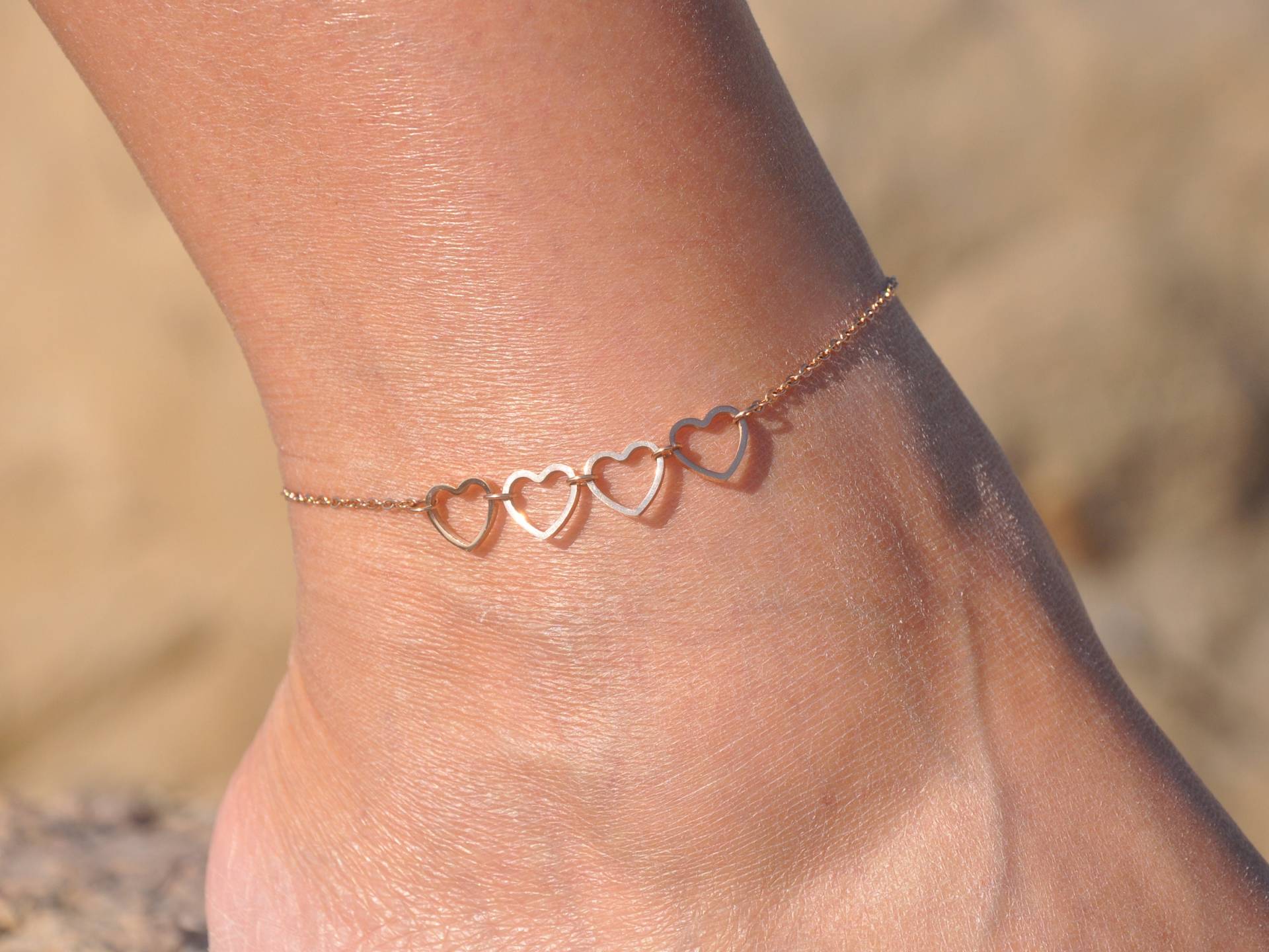 Zierliches Offenes Herz Fußkettchen in Gold Silber Und Rose Von Seaside Motifs | Personalisieren Sie Ihr Herz-Knöchel-Armband Für Ein Perfektes von SeaSideMotifs