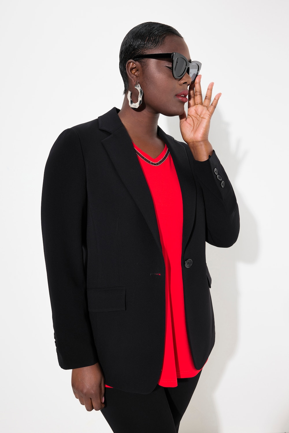 Große Größen Blazer, Damen, schwarz, Größe: 50, Kunstseide/Viskose/Polyester, Ulla Popken Große Größen Blazer, Damen, schwarz, Größe: 50, Kunstseide/Viskose/Polyester, Ulla Popken von Selection