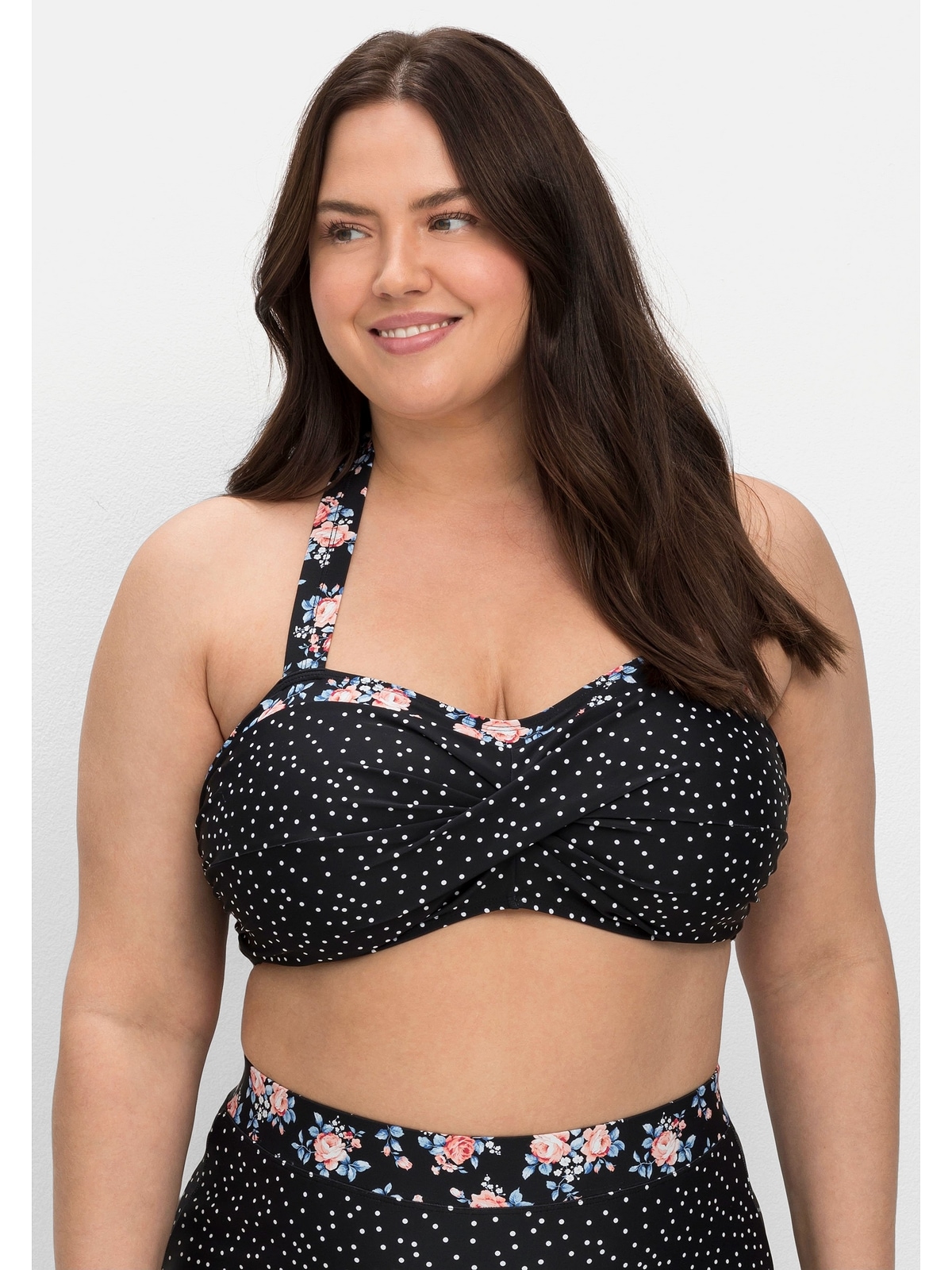 Sheego Bandeau-Bikini-Top "Große Größen", in Wickeloptik, mit Neckholder-Träger von Sheego