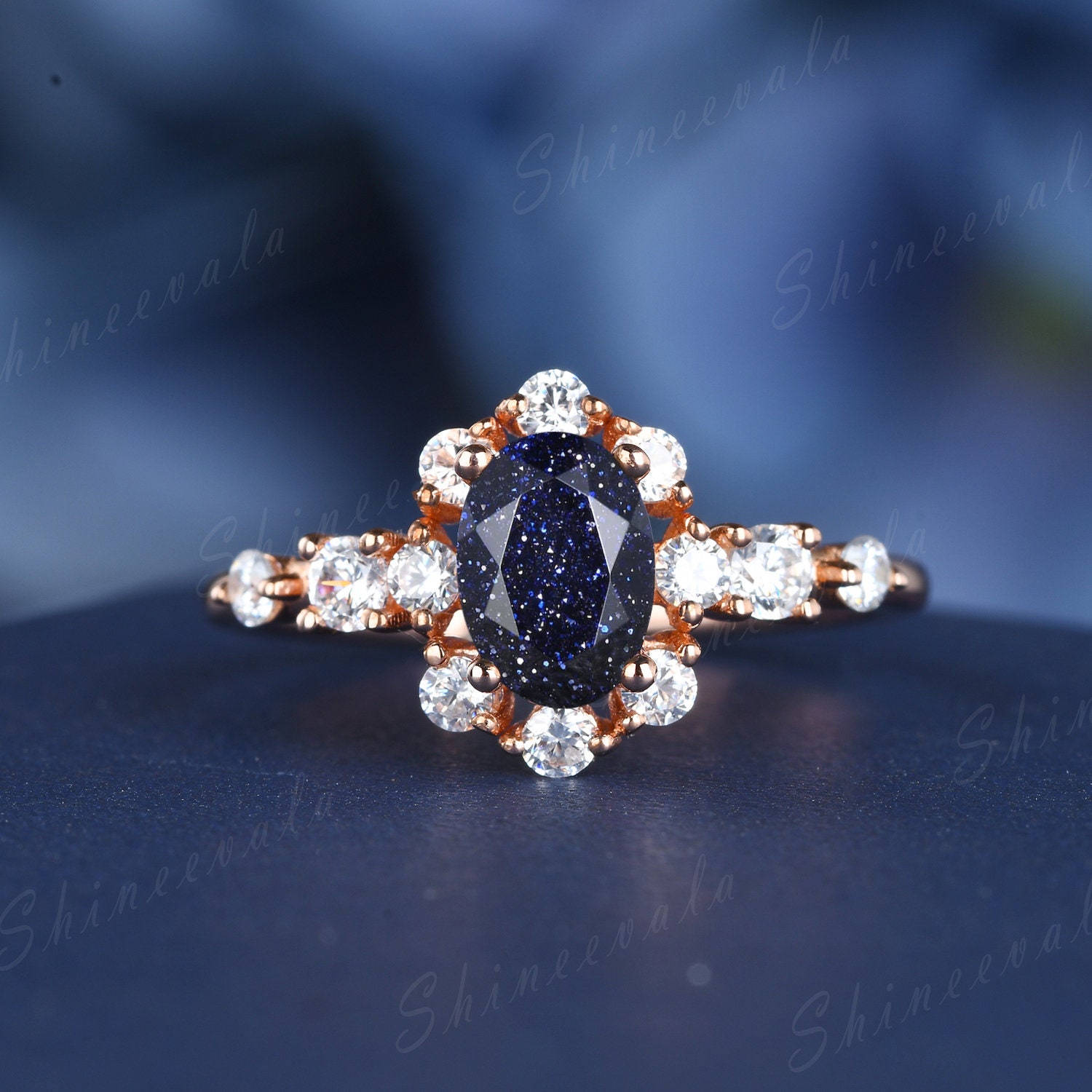 Vintage Oval Blauer Sandstein Ring Roségold Versprechensring Für Frauen Moissanit Halo Galaxy Goldstein Cz Diamant Geschenk Jahrestag von Shineevala